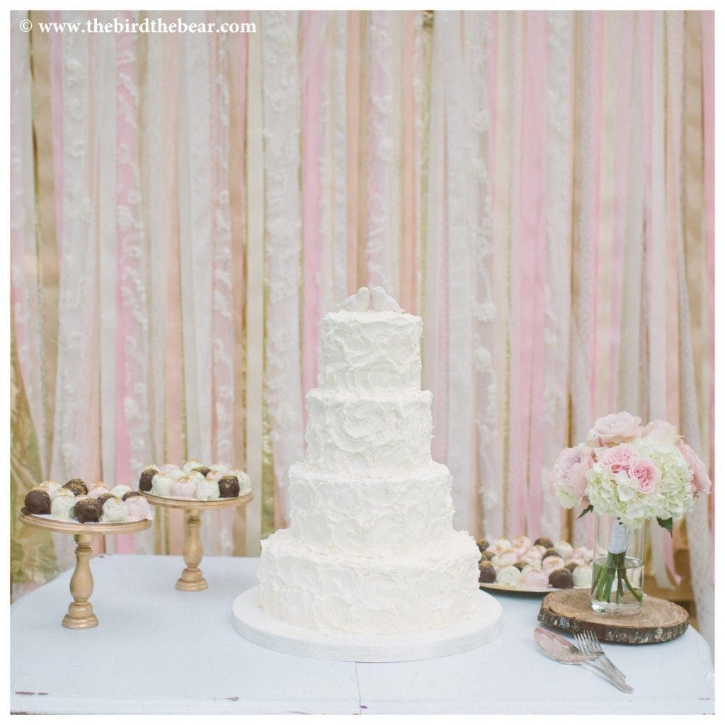 Wedding_Cake_Oak_Tree_Manor